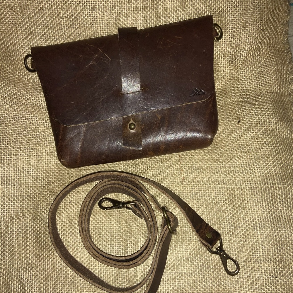 Range Leather Augusta purse